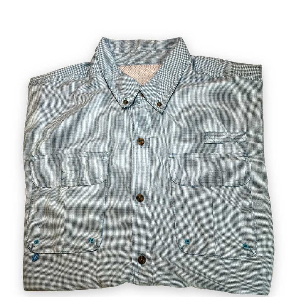 Redhead fishing shirt size XL blue and white. Velcro chest pockets are preowned